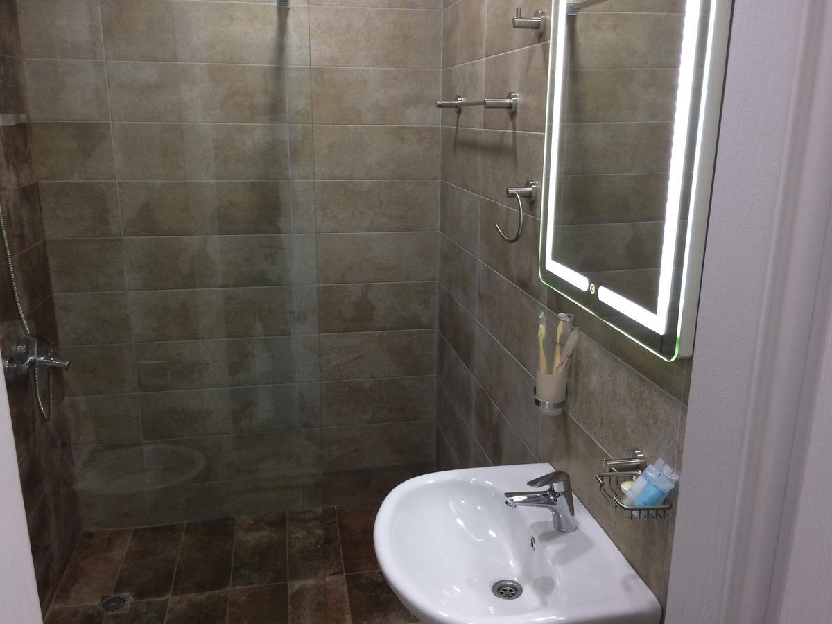 Aparthotel Selfie Batumi Kültér fotó